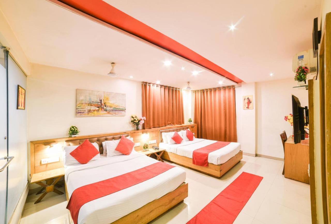 Hotel Grandeur-Near Mumbai International Airport Exterior photo