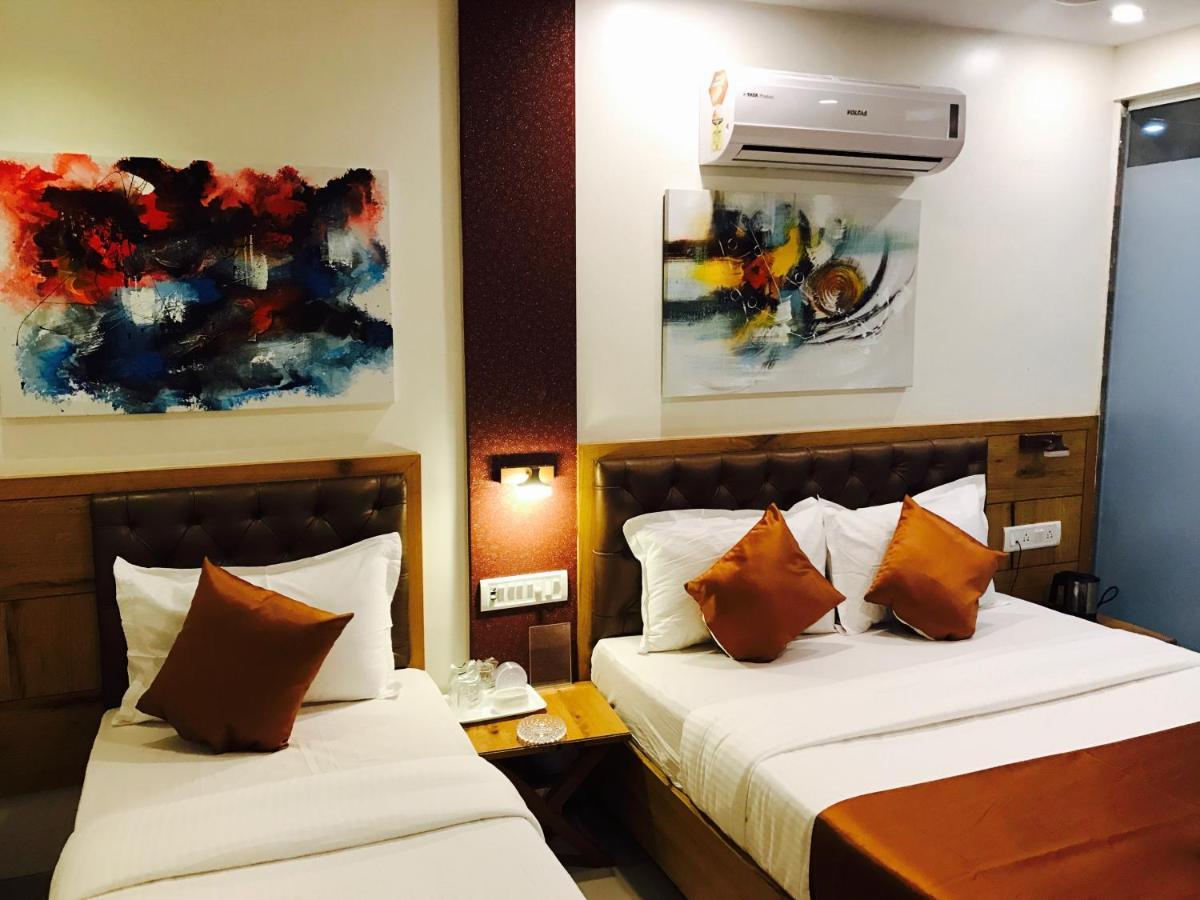 Hotel Grandeur-Near Mumbai International Airport Exterior photo