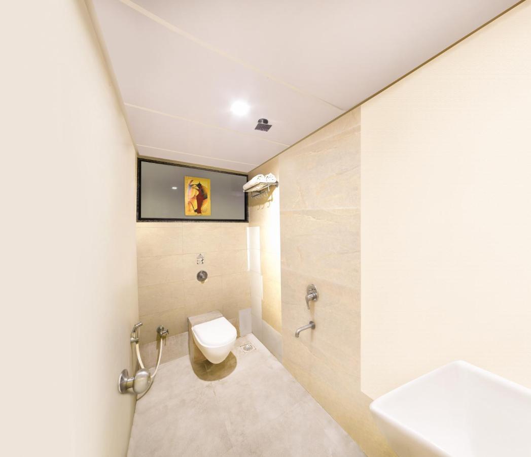 Hotel Grandeur-Near Mumbai International Airport Exterior photo